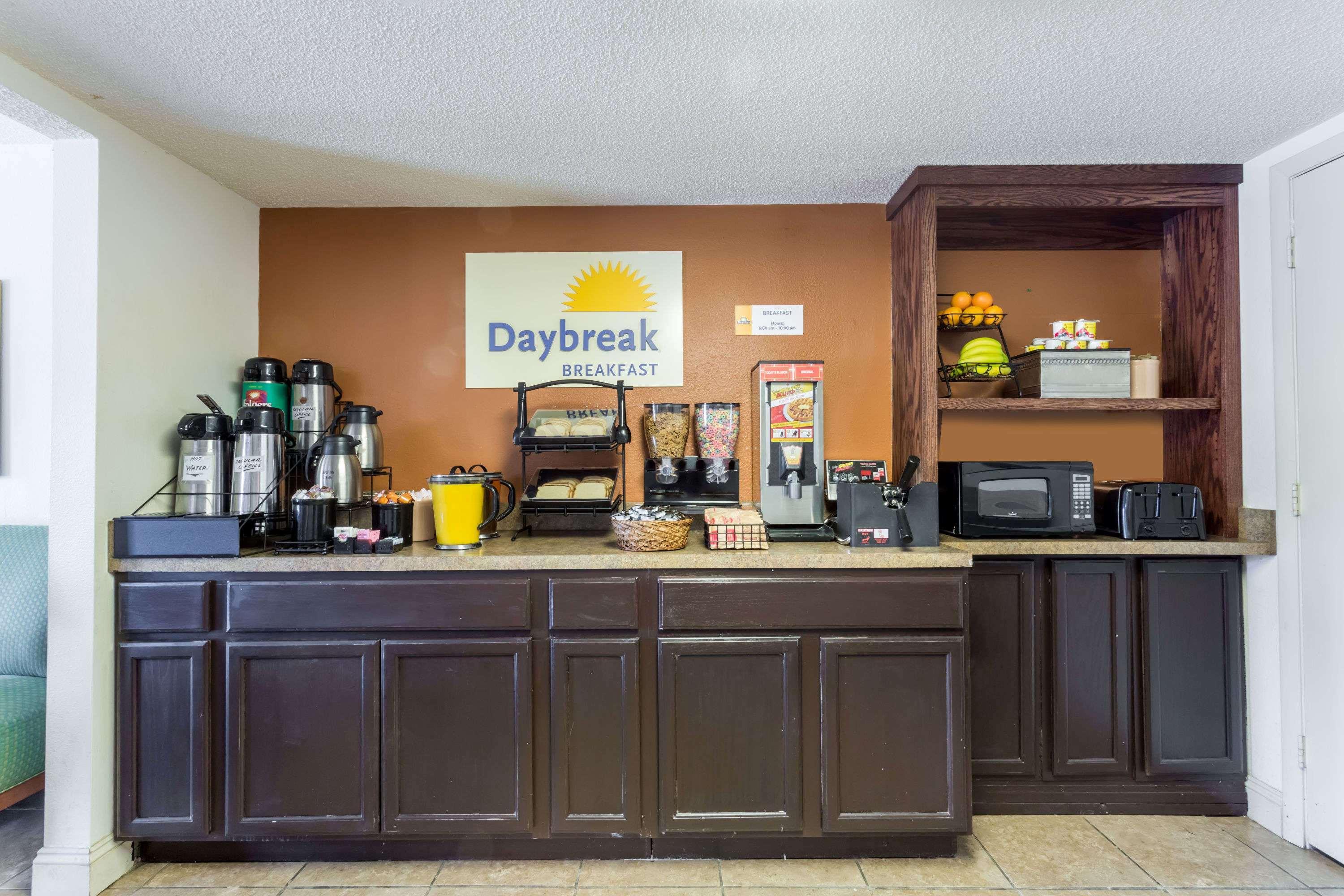 Days Inn By Wyndham Tappahannock Exterior foto